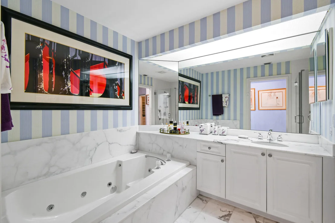 Photo of Unit 701 at 701 Captains Way