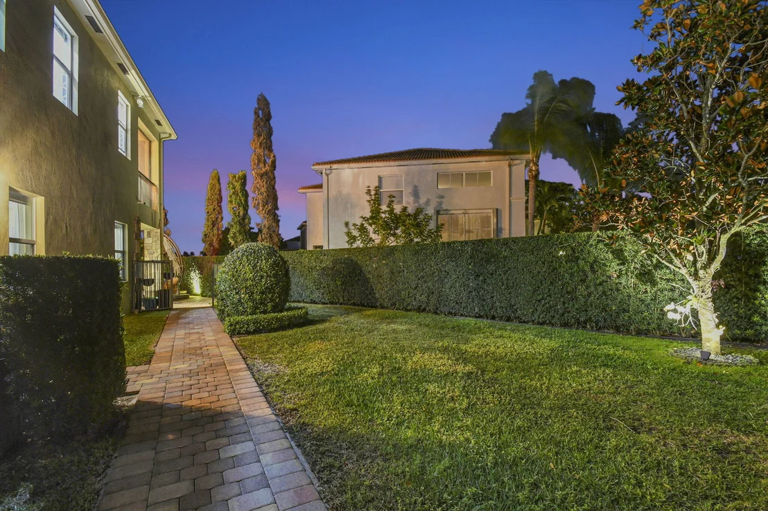 Photo of 8859 Cobblestone Point Circle