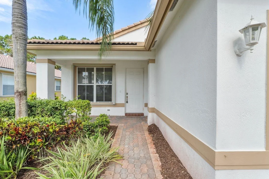 Photo of 8187 Bellafiore Way