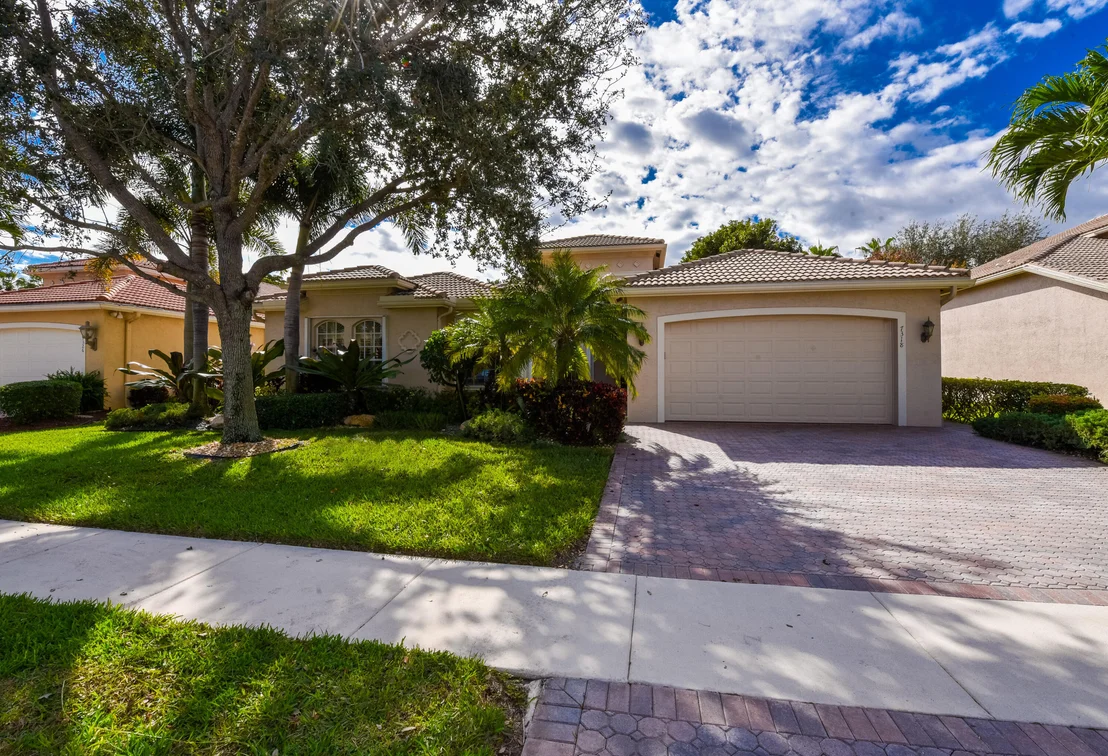 Photo of 7318 Carmela Way