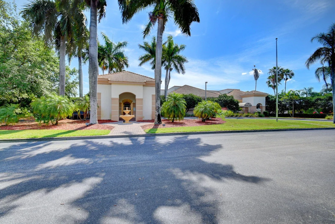 Photo of 5947 Bay Hill Circle