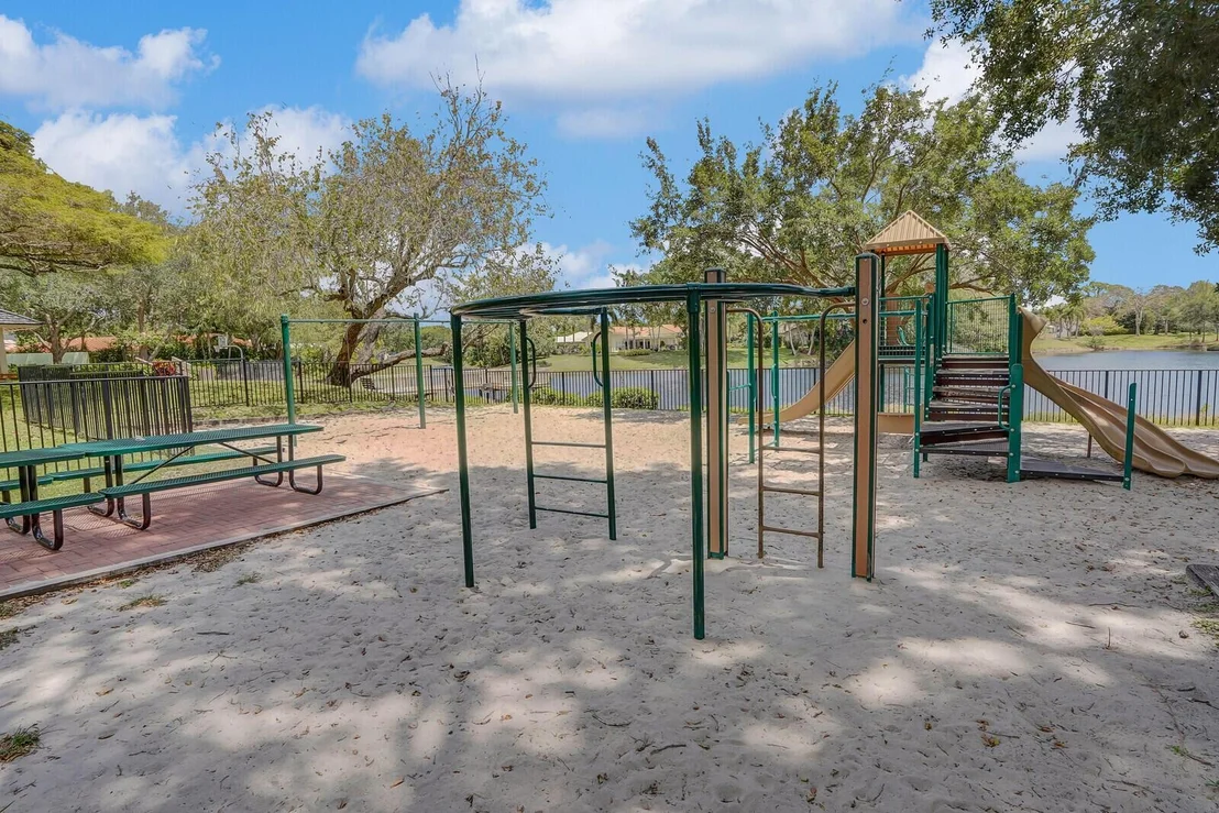 Photo of 2375 NW 29th Road
