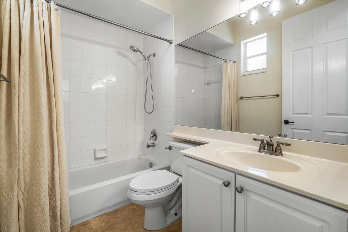 Photo of 21725 Marigot Drive