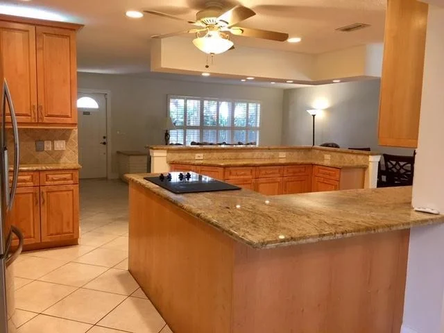 Photo of 701 Sunshine Drive
