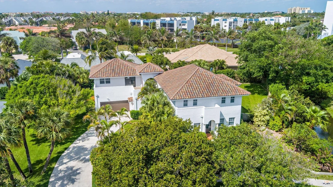 Photo of 141 Rotunda Drive