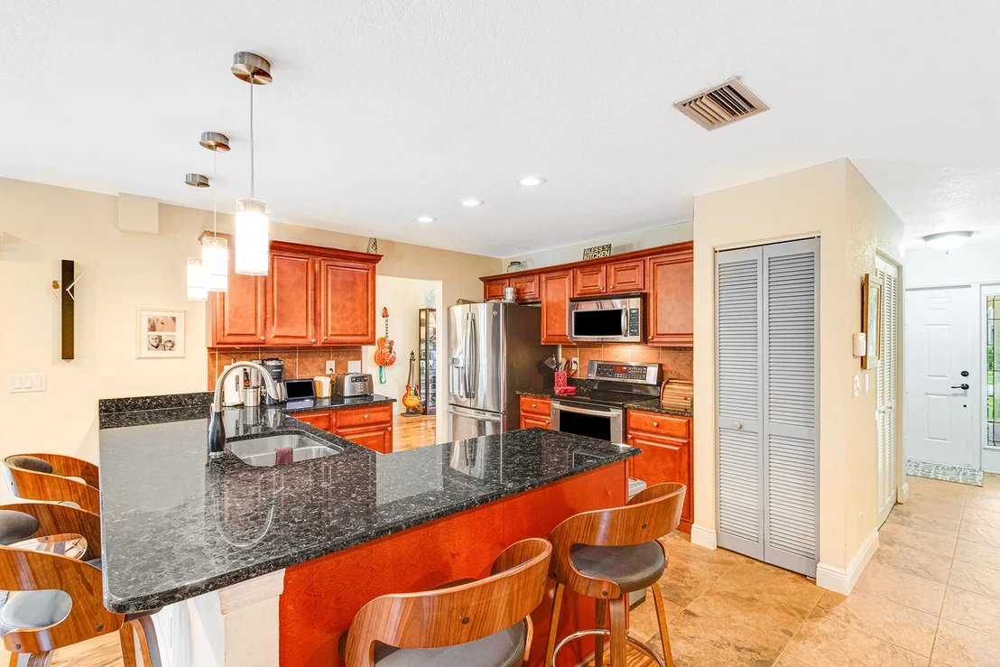 Photo of 664 Juniper Place