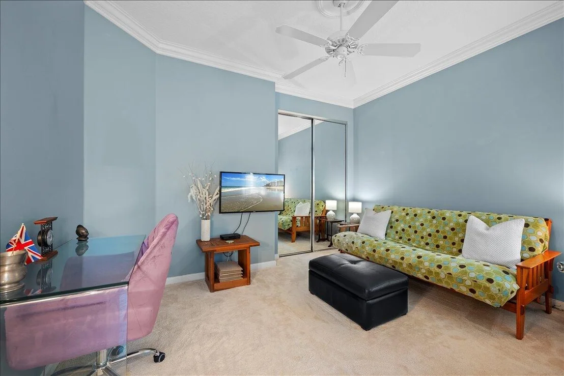 Photo of 1728 W Community Drive