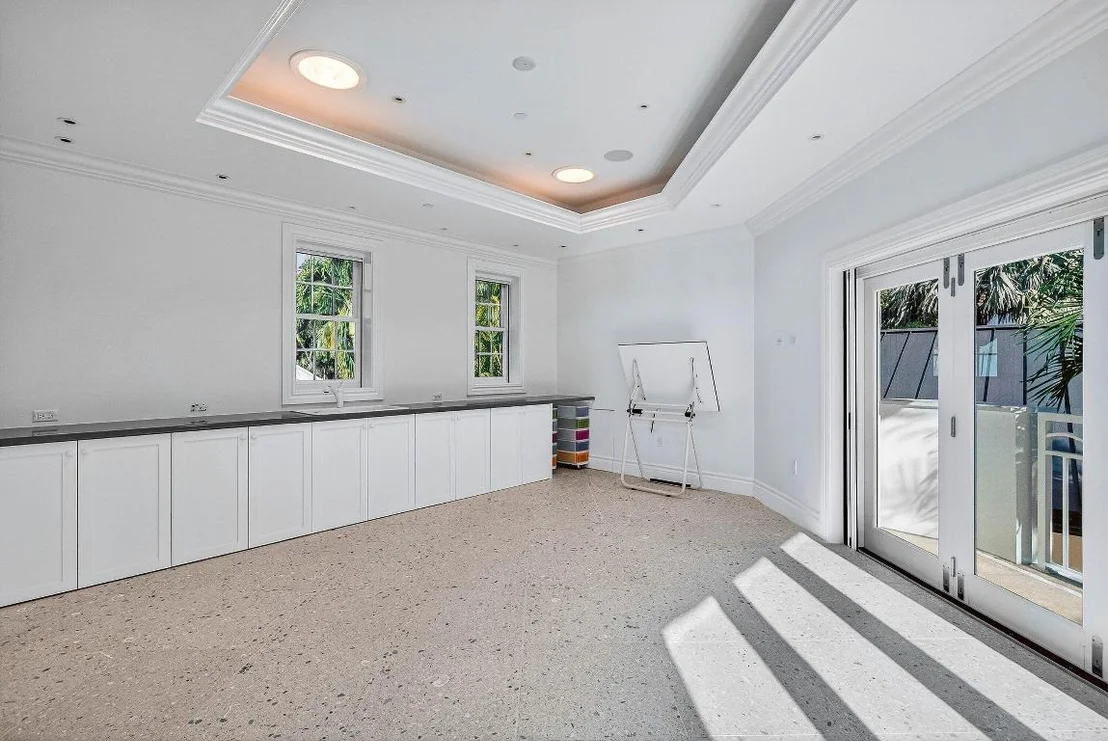 Photo of 720 N Ocean Boulevard