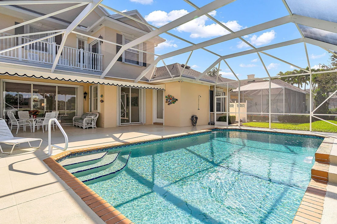 Photo of 216 Barbados Drive
