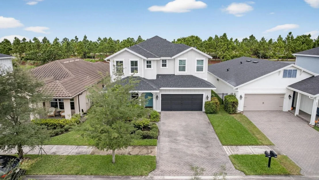 Photo of 945 Wandering Willow Way