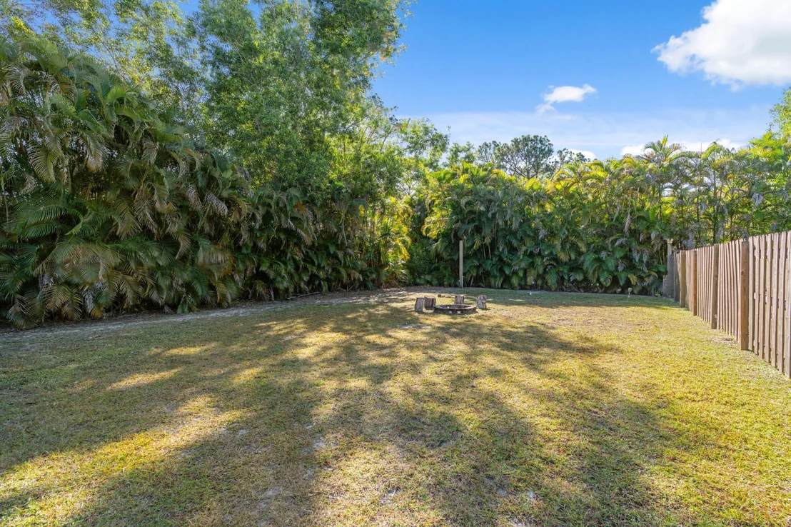 Photo of 17392 Mellen Lane