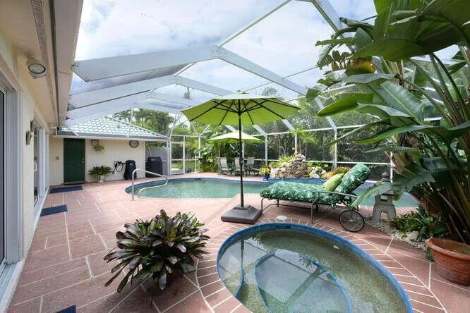 Photo of 137 Gulfstream Road