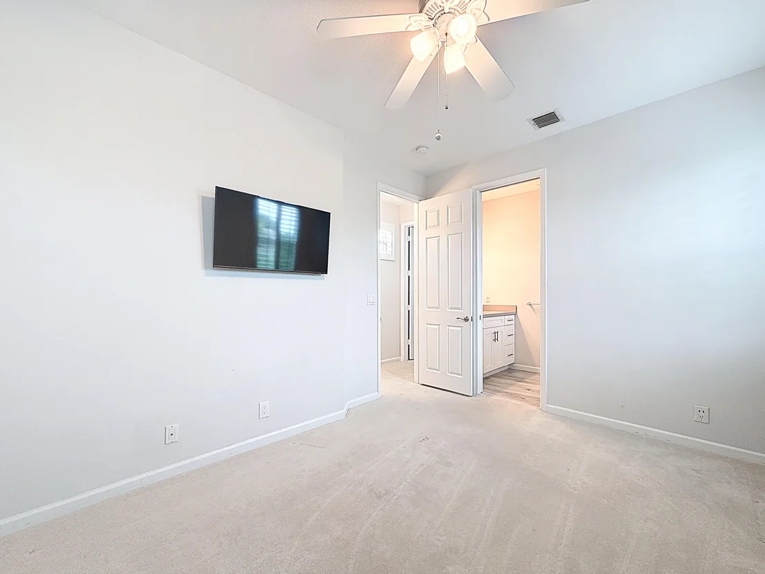Photo of 7121 NW Turtle Walk
