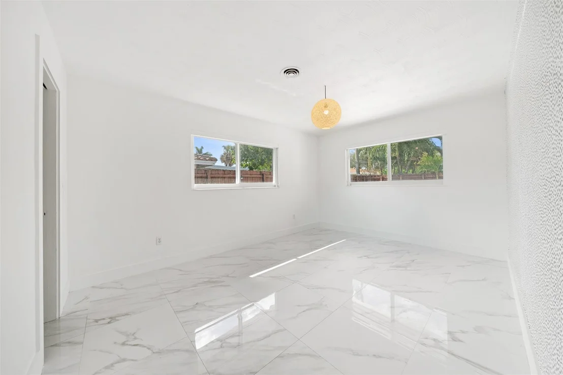 Photo of 209 SE 1st Terrace