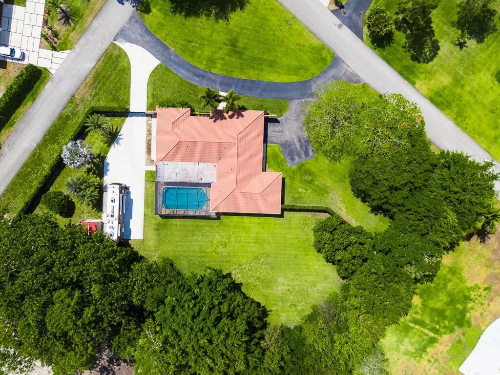 Photo of 12483 Pineacre Lane