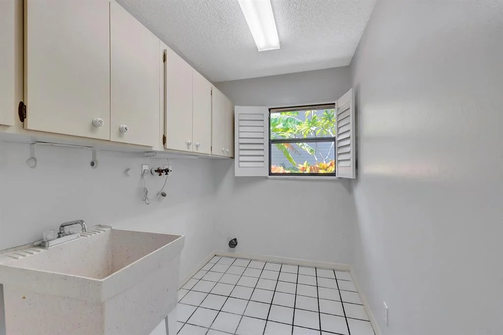 Photo of 3410 Pine Haven Circle