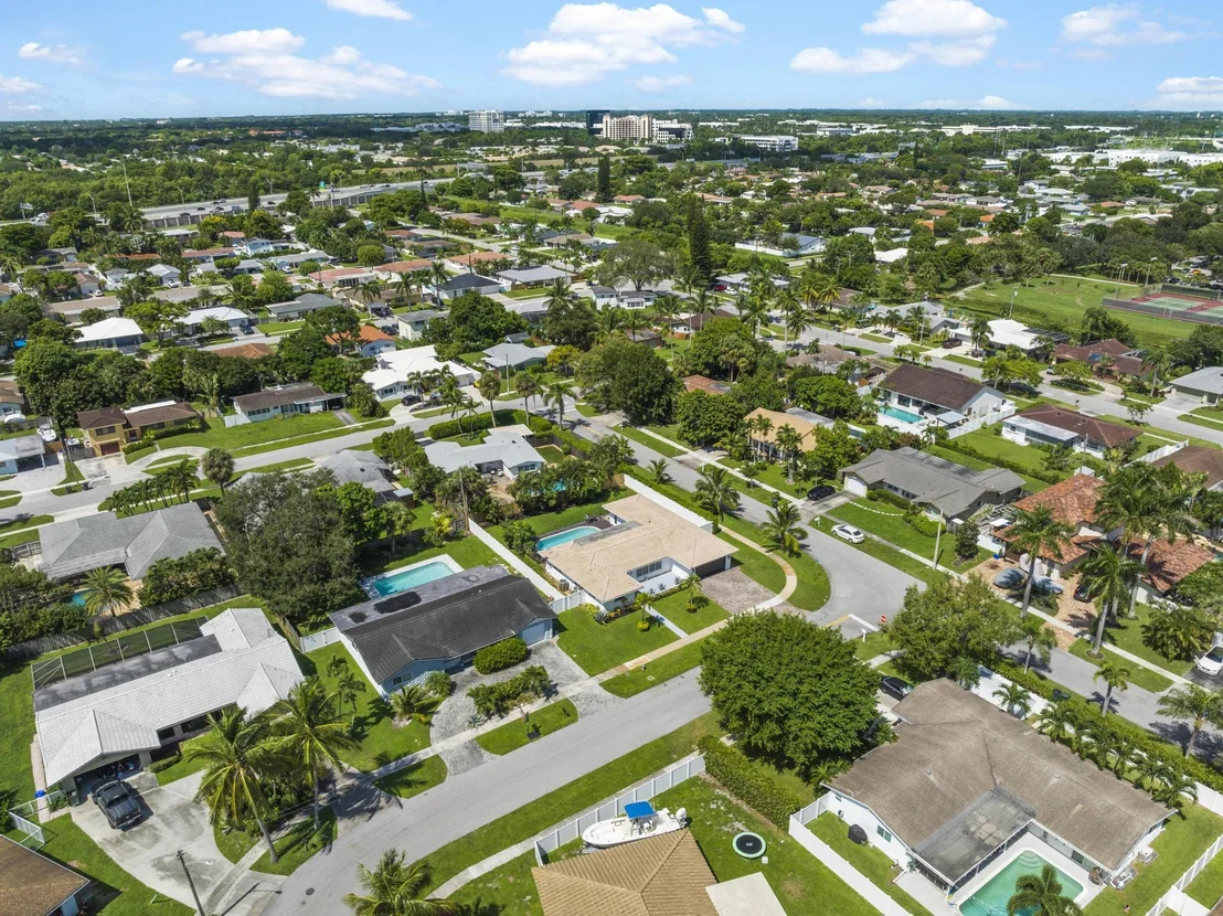 Photo of 599 NW 13th Drive