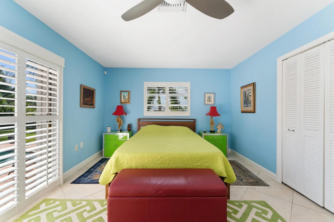 Photo of 8415 Pine Tree Lane