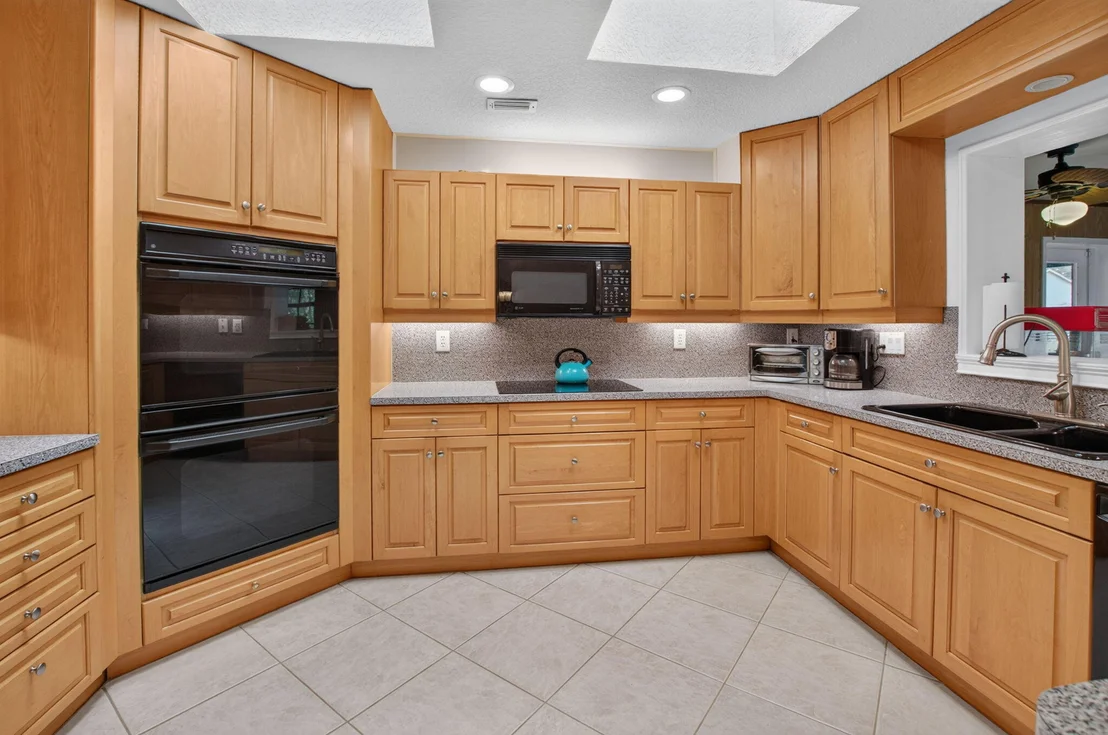 Photo of 4746 Canal Drive