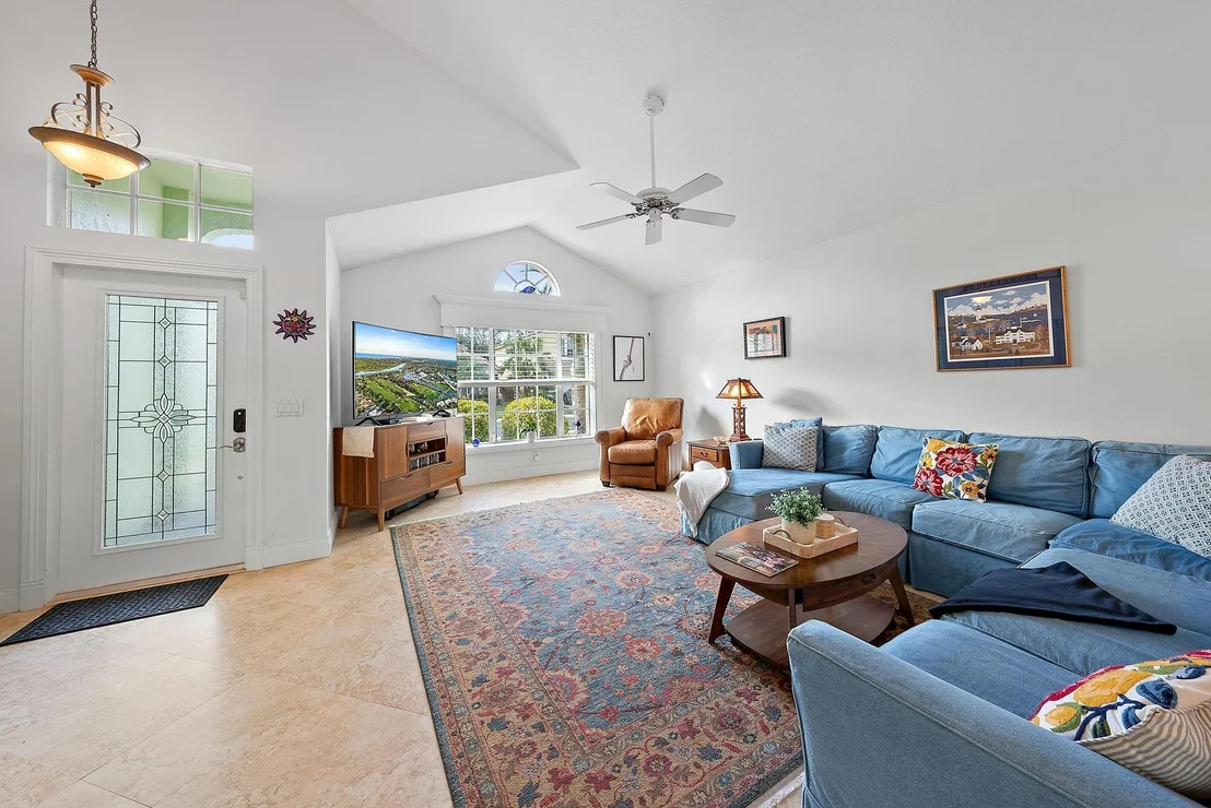 Photo of 149 Stonebriar Boulevard