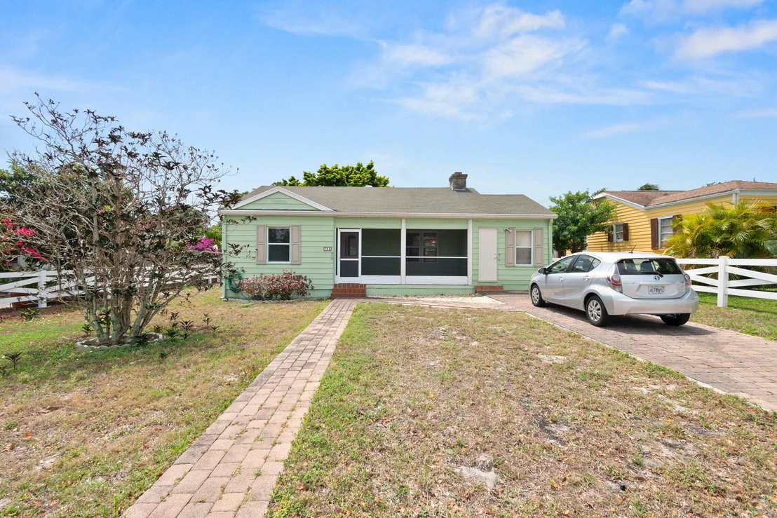 Photo of 722 Hampton Road