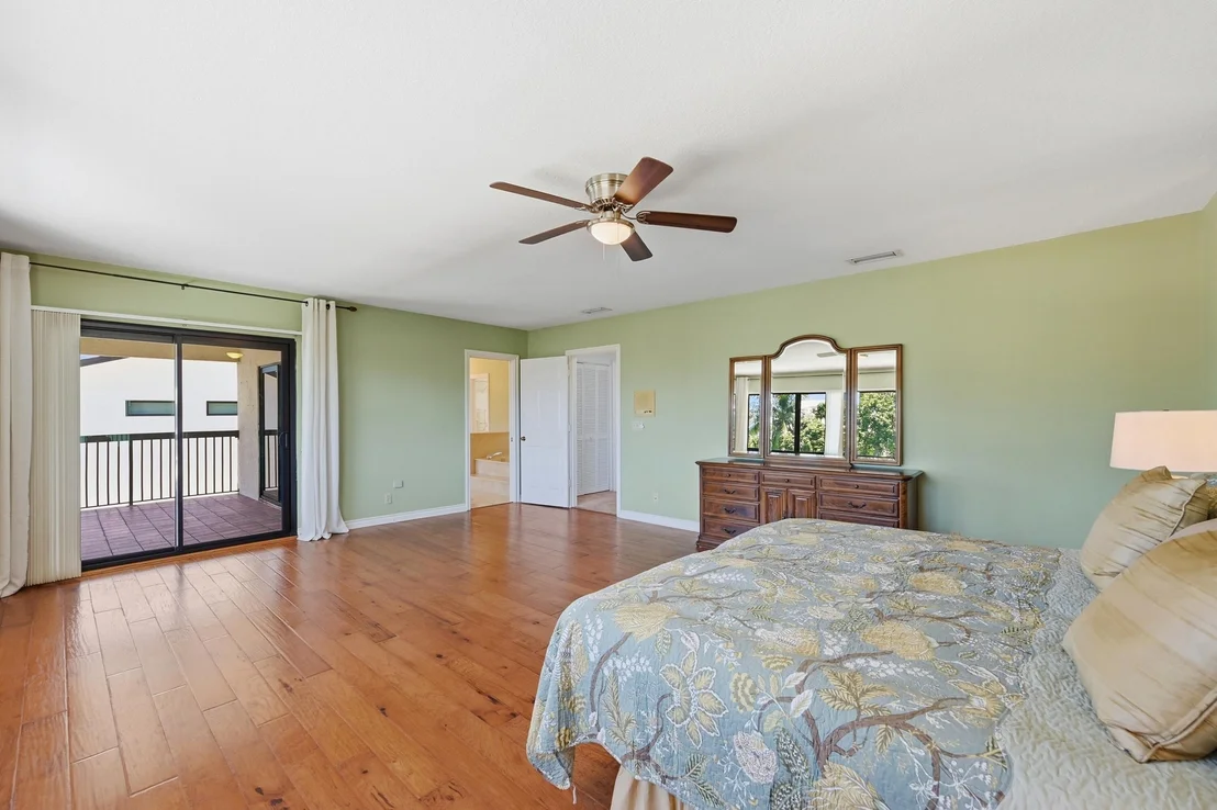 Photo of 370 SE 13th Avenue
