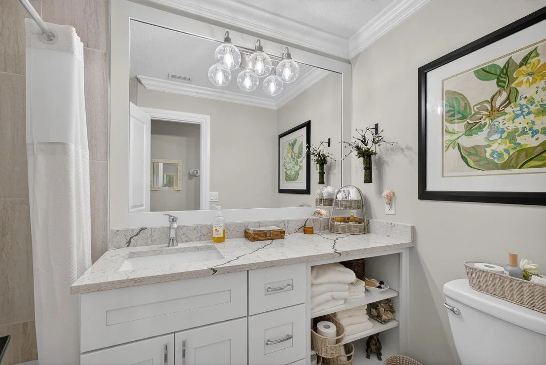 Photo of Unit B at 101 Half Moon Circle