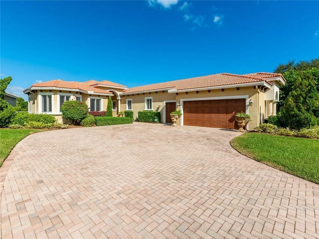 Photo of 775 Greensward Lane
