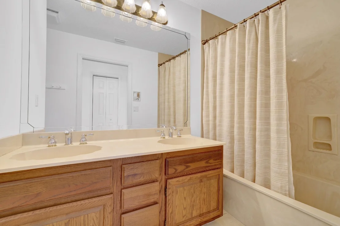 Photo of 18862 Loblolly Pine Court
