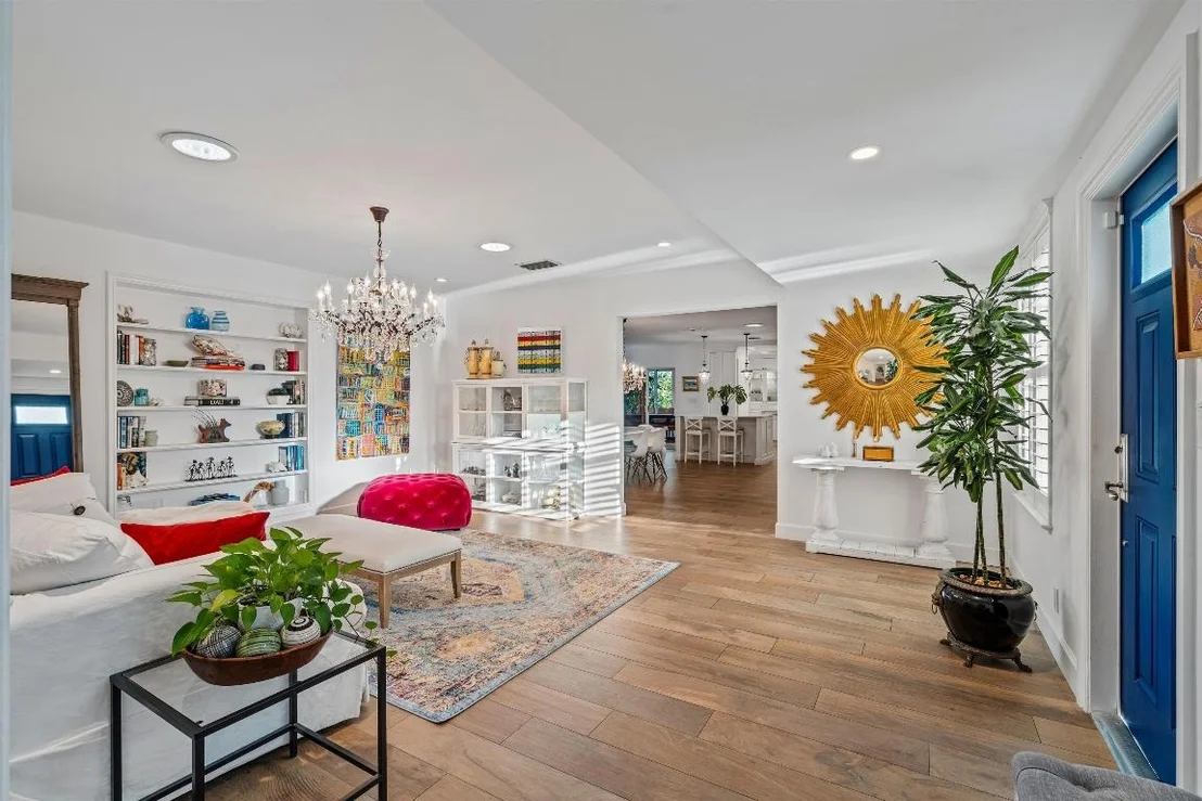 Photo of 745 Periwinkle Street