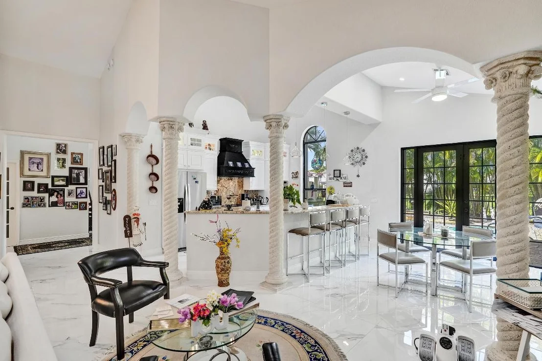 Photo of 7549 Mirabella Drive