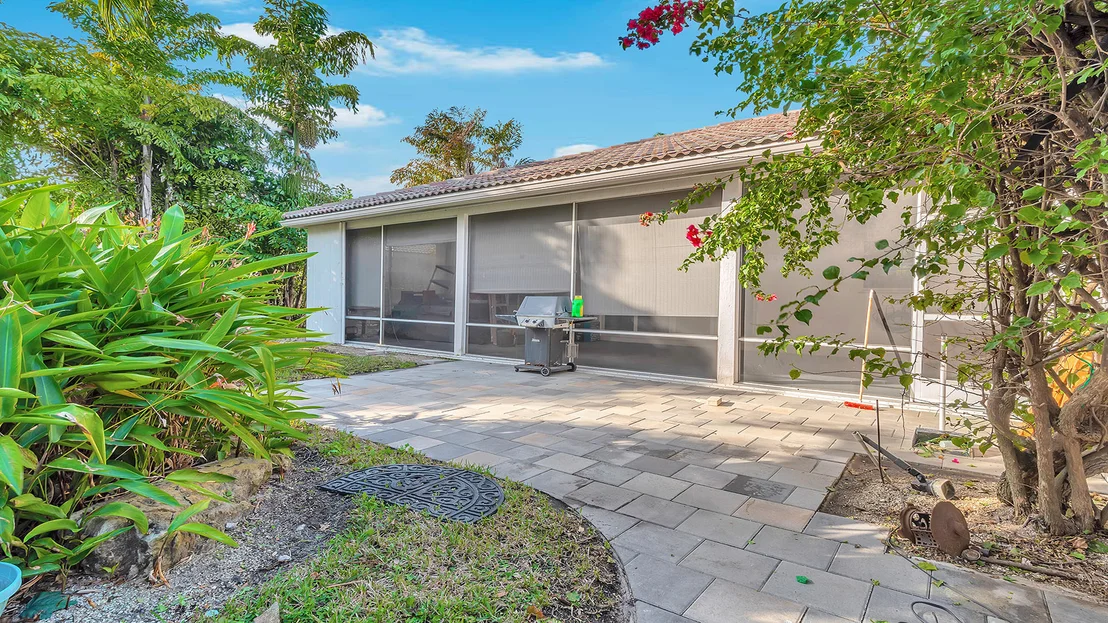 Photo of 11272 Edgewater Circle