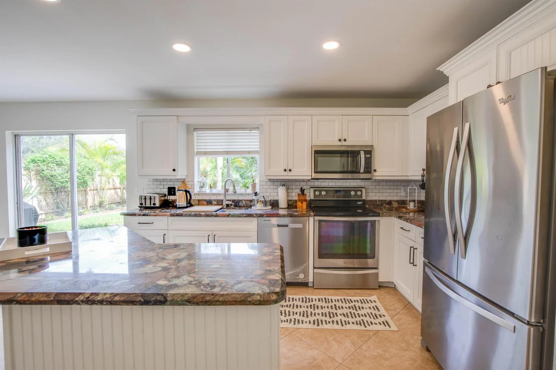 Photo of 9840 Holly Hill Drive