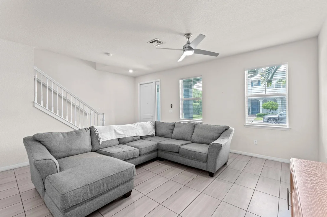 Photo of Unit 5 at 1190 Eucalyptus Drive