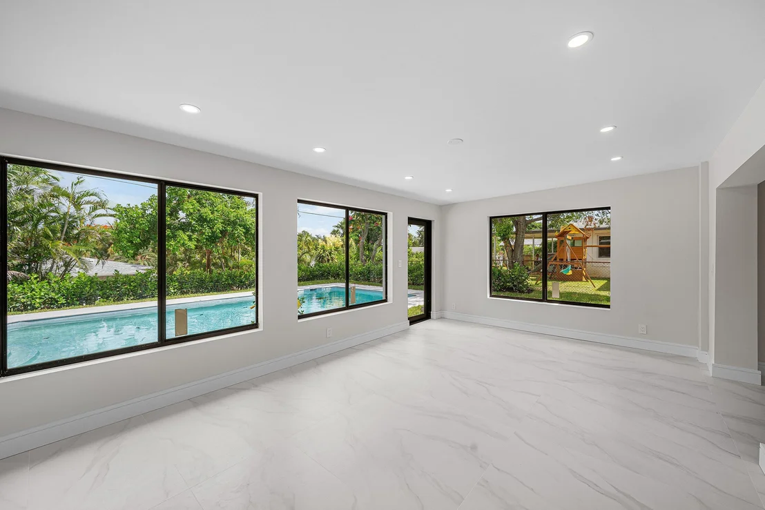 Photo of 707 Sunset Drive