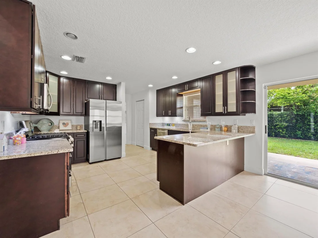 Photo of 1403 Fairway Circle