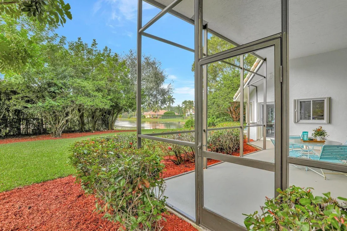 Photo of 804 Heron Road