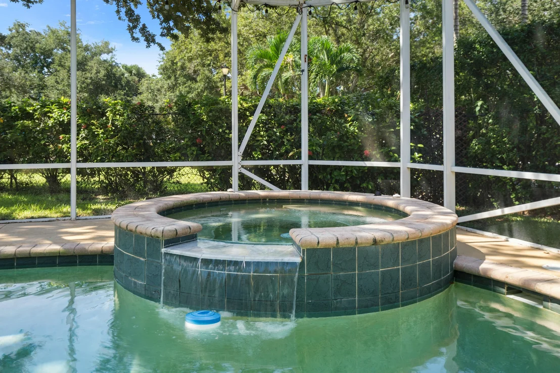 Photo of 572 Scrubjay Lane