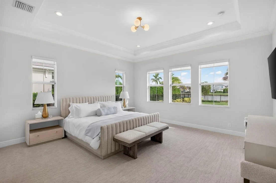Photo of 9249 Crestview Circle