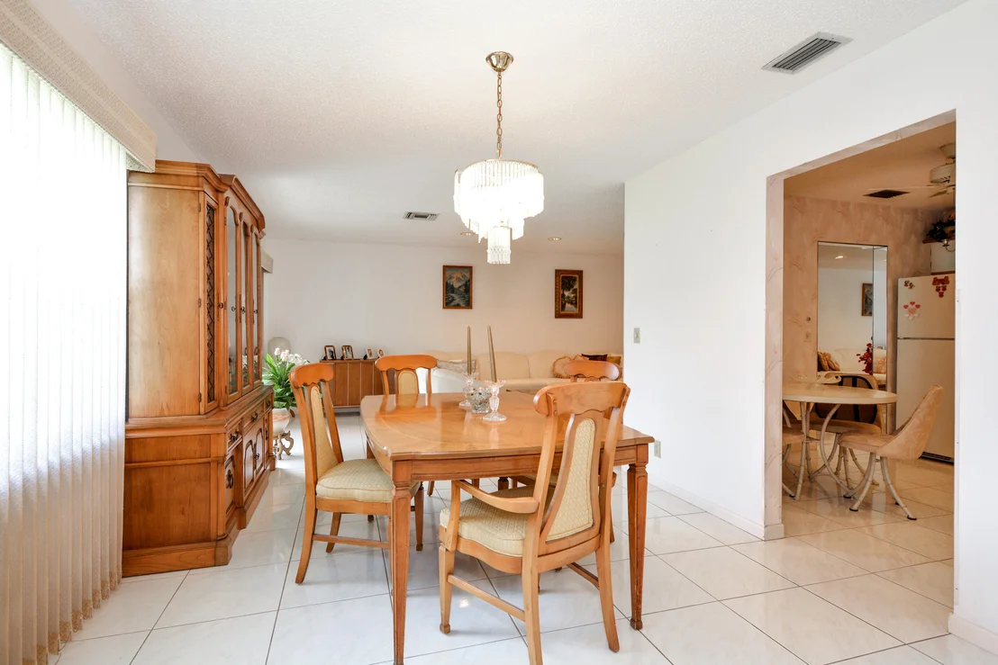 Photo of 6133 Stanley Lane