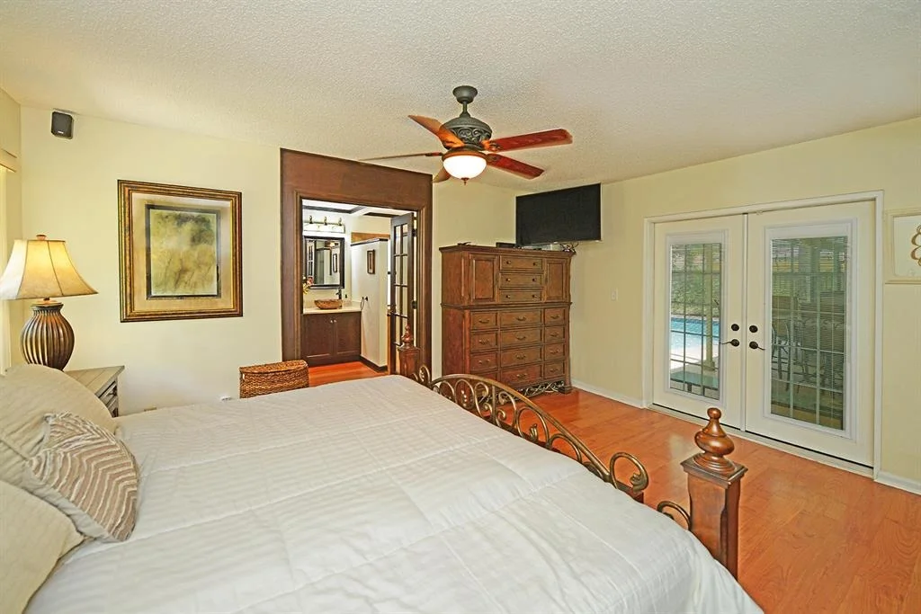 Photo of 2802 NW Timbercreek Circle