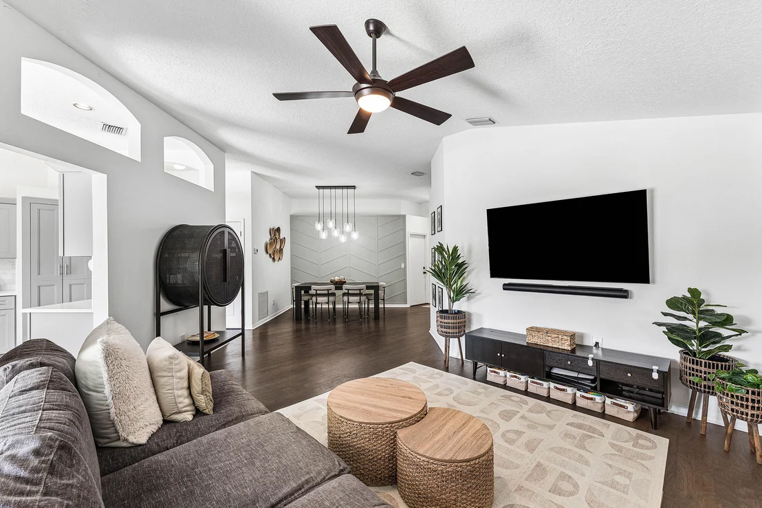 Photo of 583 Canoe Point