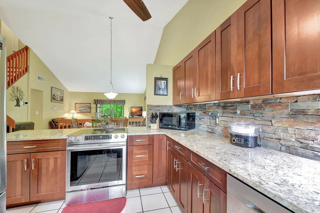 Photo of 123 Buttonwood Circle