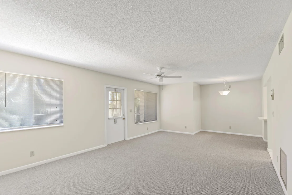 Photo of Unit B2 at 302 Knotty Pine Circle