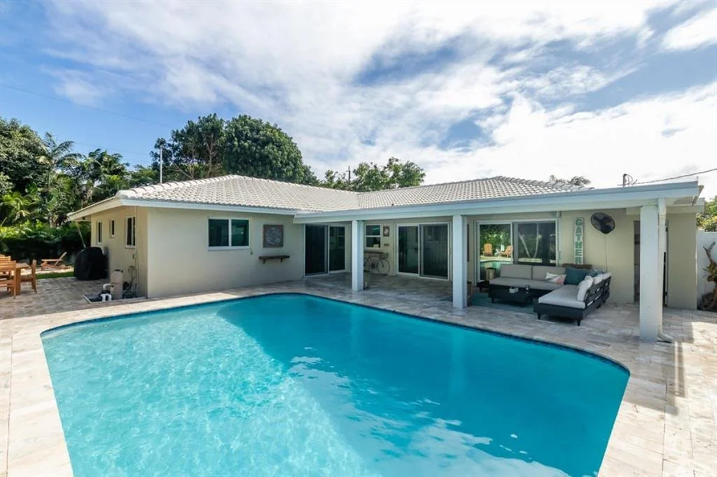 Photo of 611 Sunshine Drive