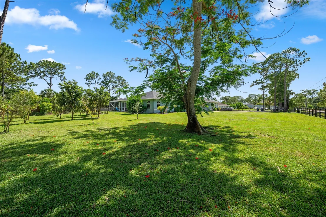 Photo of 14862 85th Road N