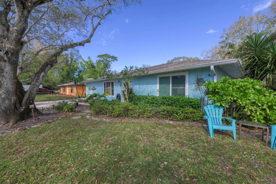 Photo of 7910 James Road