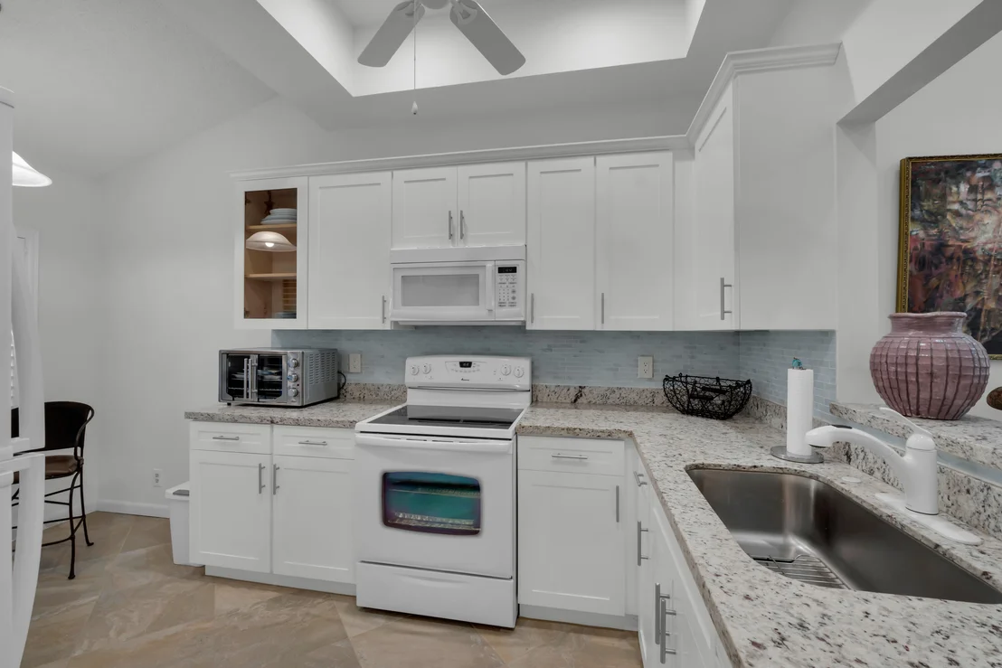 Photo of 10980 Lake Front Place