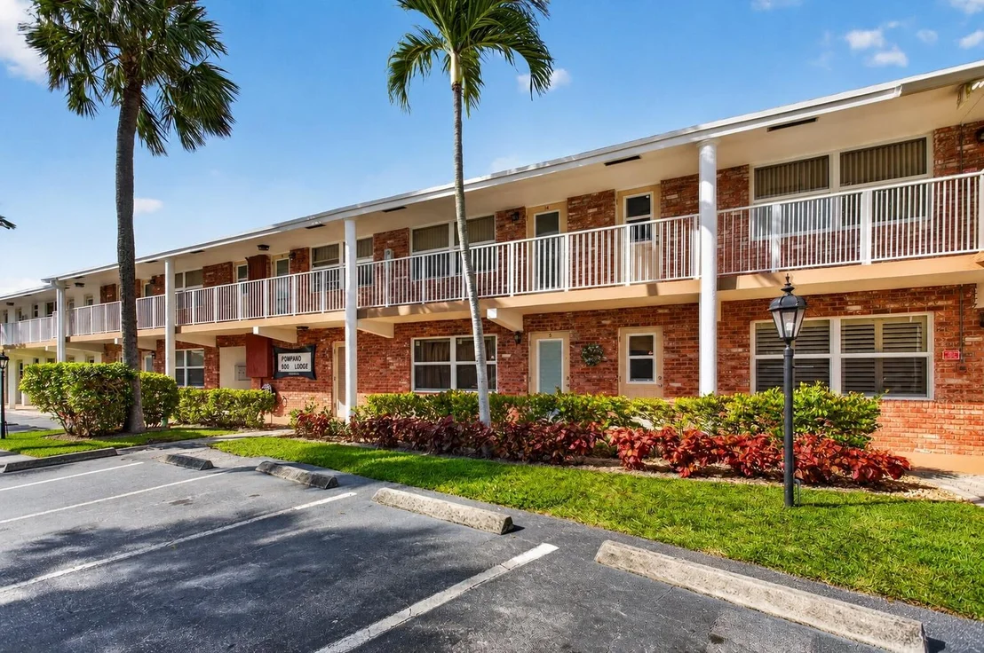Photo of Unit 13 at 800 Pine Drive