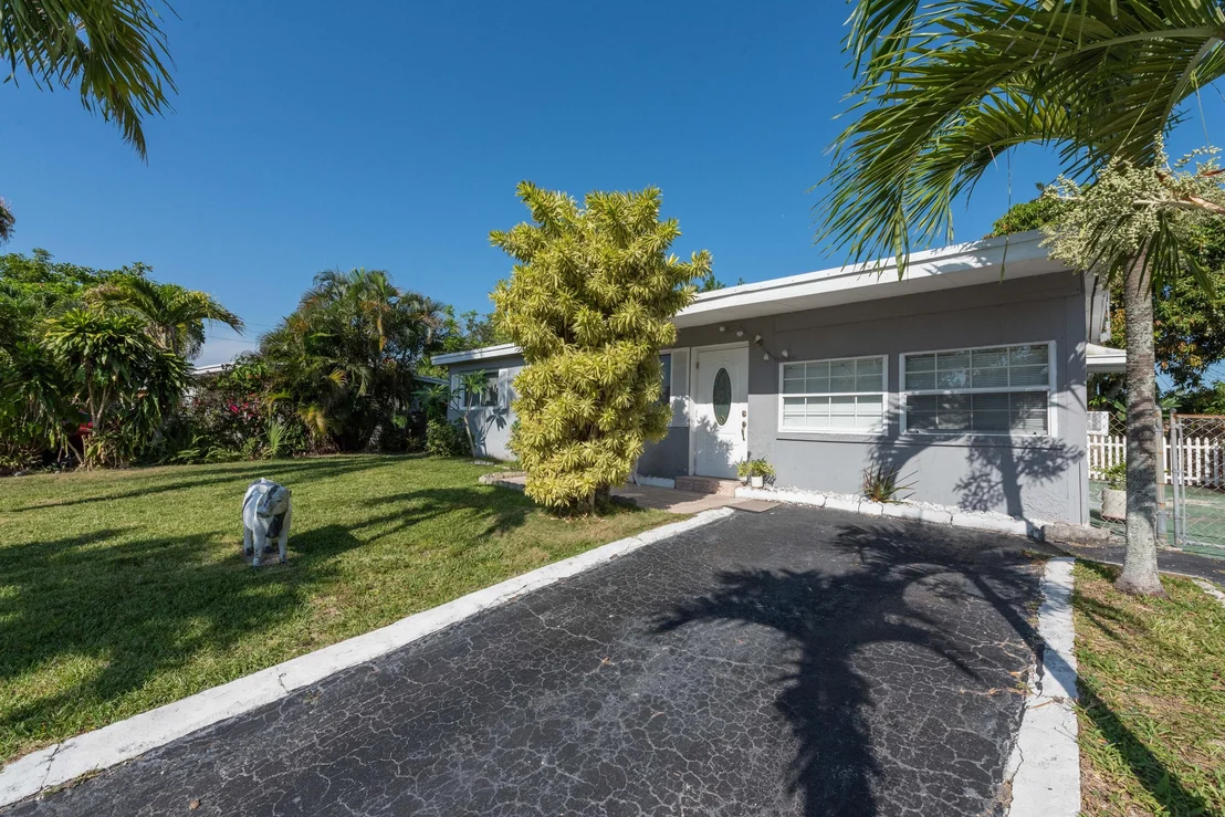 Photo of 2203 Pepper Road